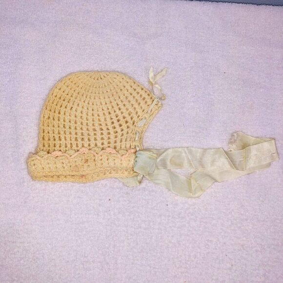 Vintage 50s Baby NB Cardigan Hand Made Bonnet Booties Cream Knit Ribbon Trim - Picture 7 of 9